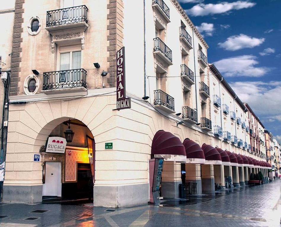 Hostal Rugaca Huesca Exterior foto